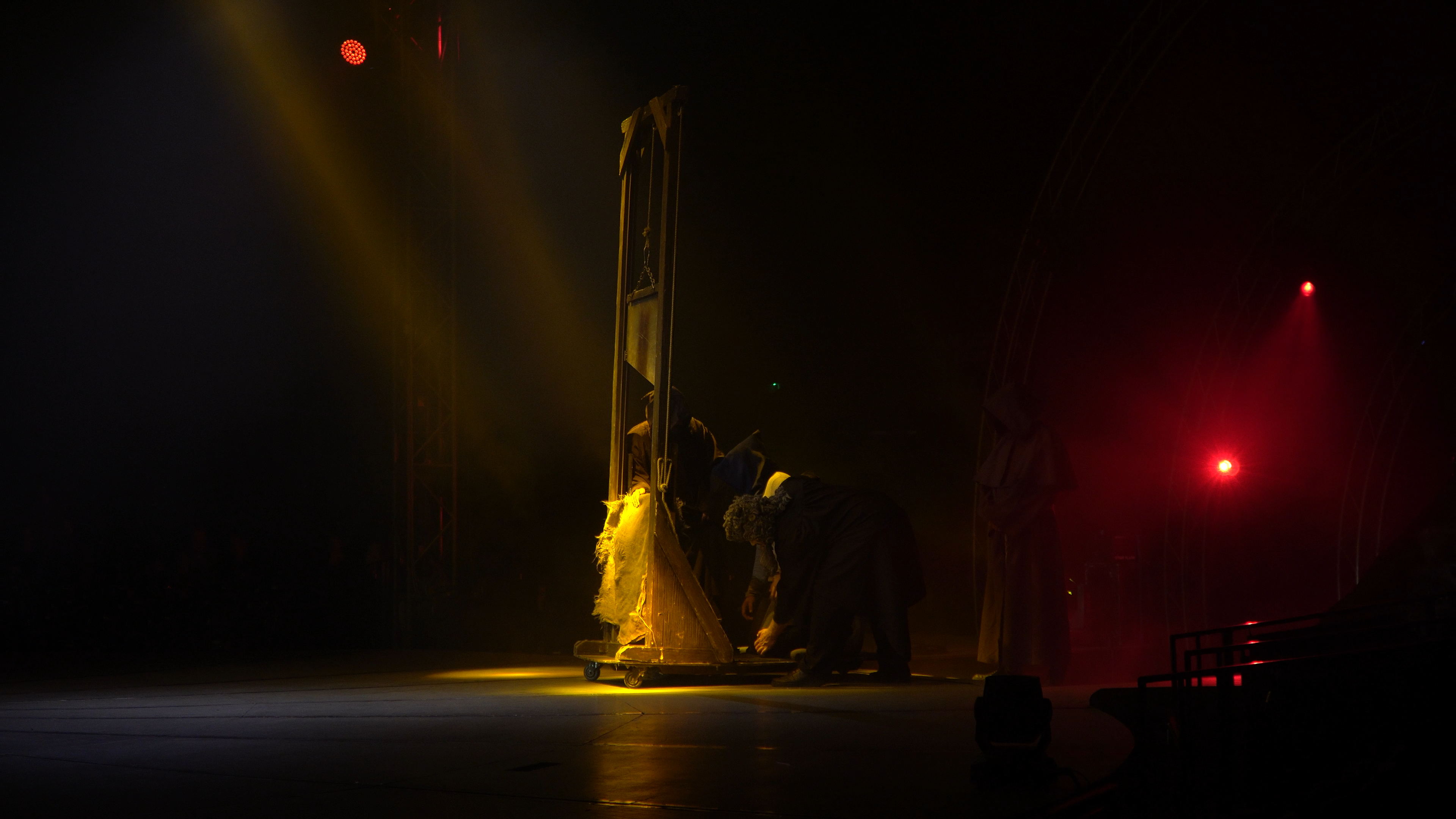 Horror Zirkus - interaktive - show - spektakuläre show deutschland