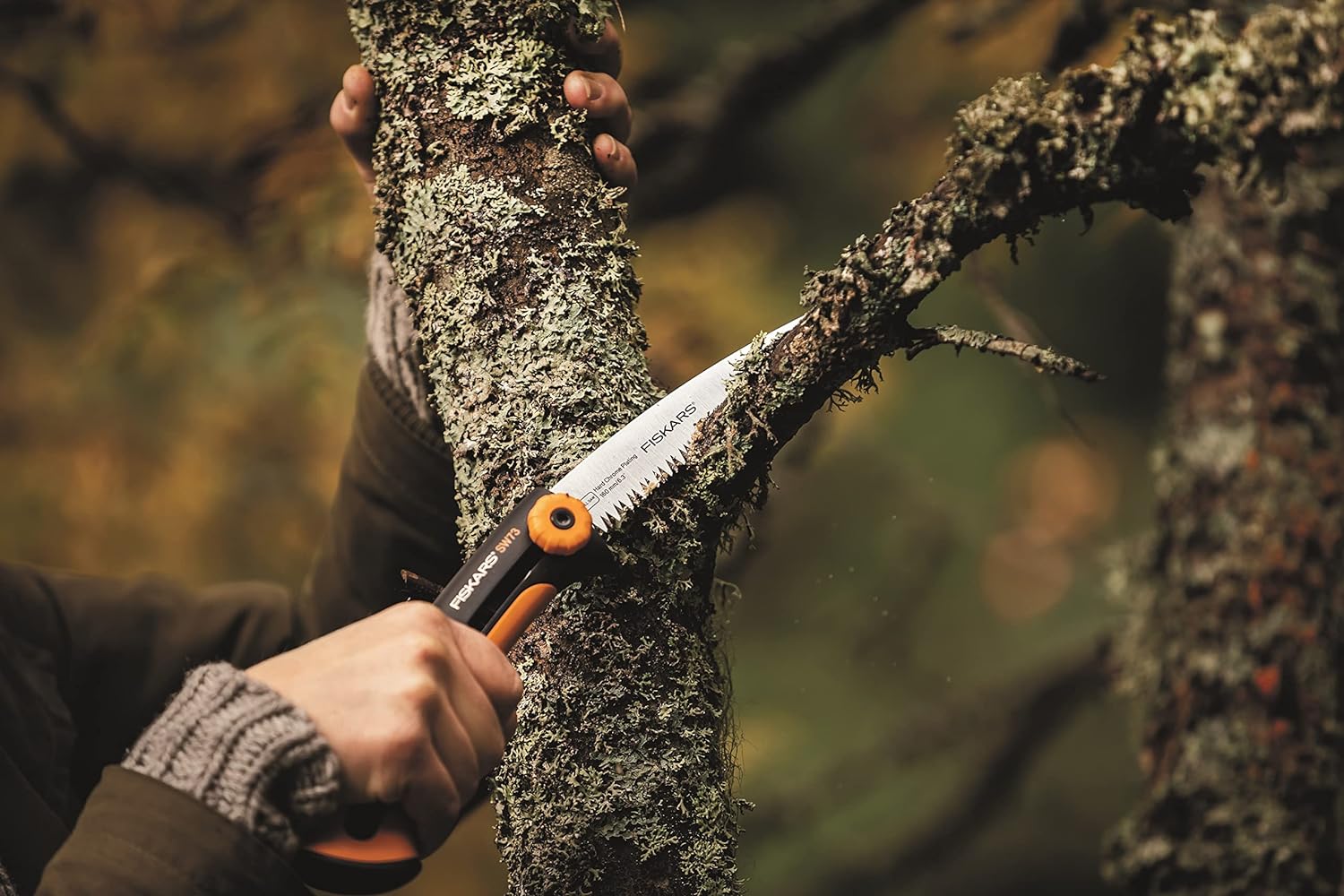 iskars Handsäge für frisches Holz, Grobzahnung, Sägeblattlänge: 16 cm, Einziehbar, Rostfreies Stahl-Sägeblatt