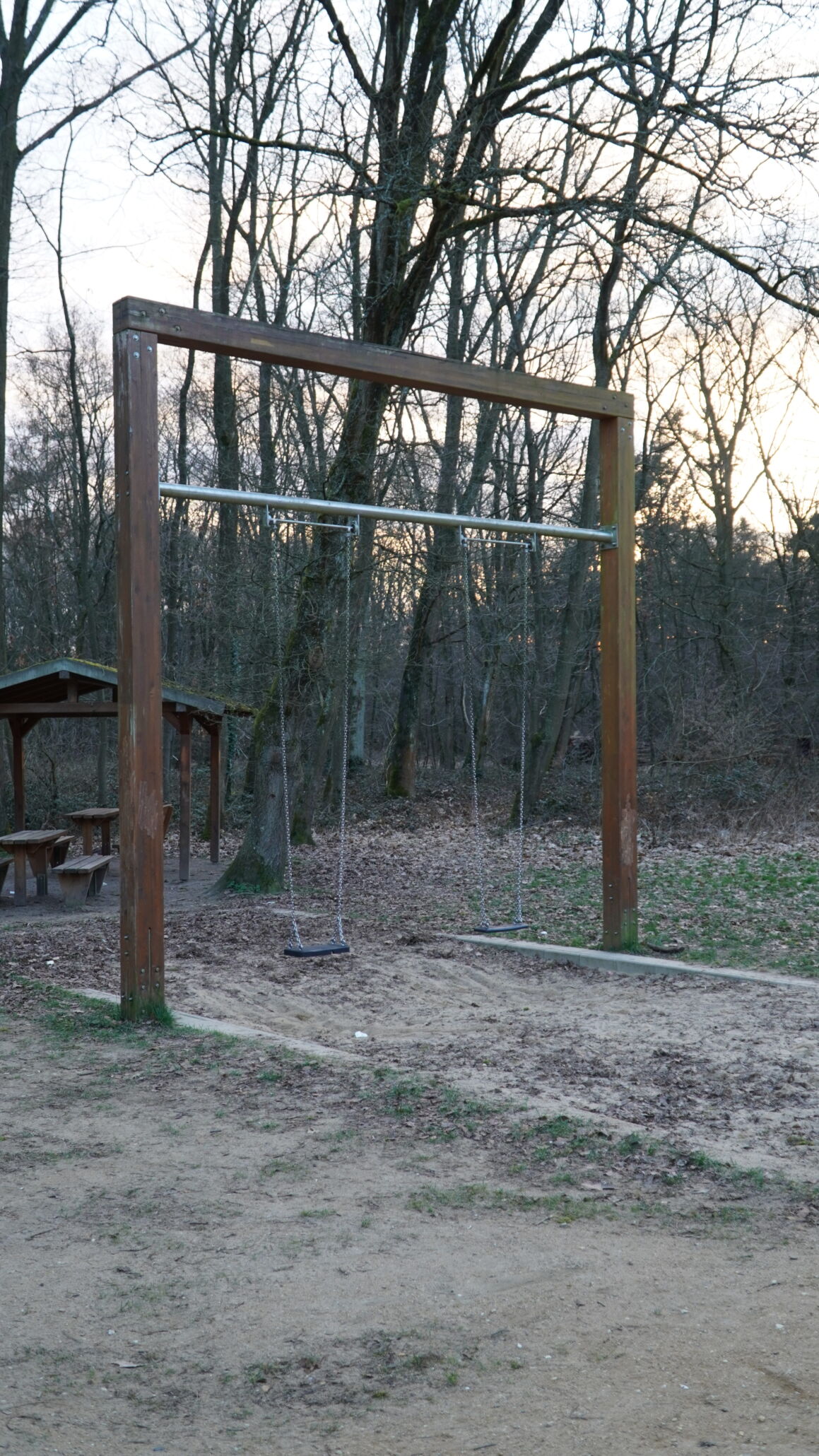 Große Schaukel vom Spielplatz im Hardter Wald